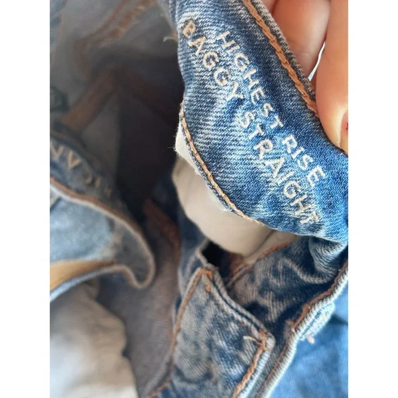 American Eagle Mom Straight Jean - Picture 2 of 4